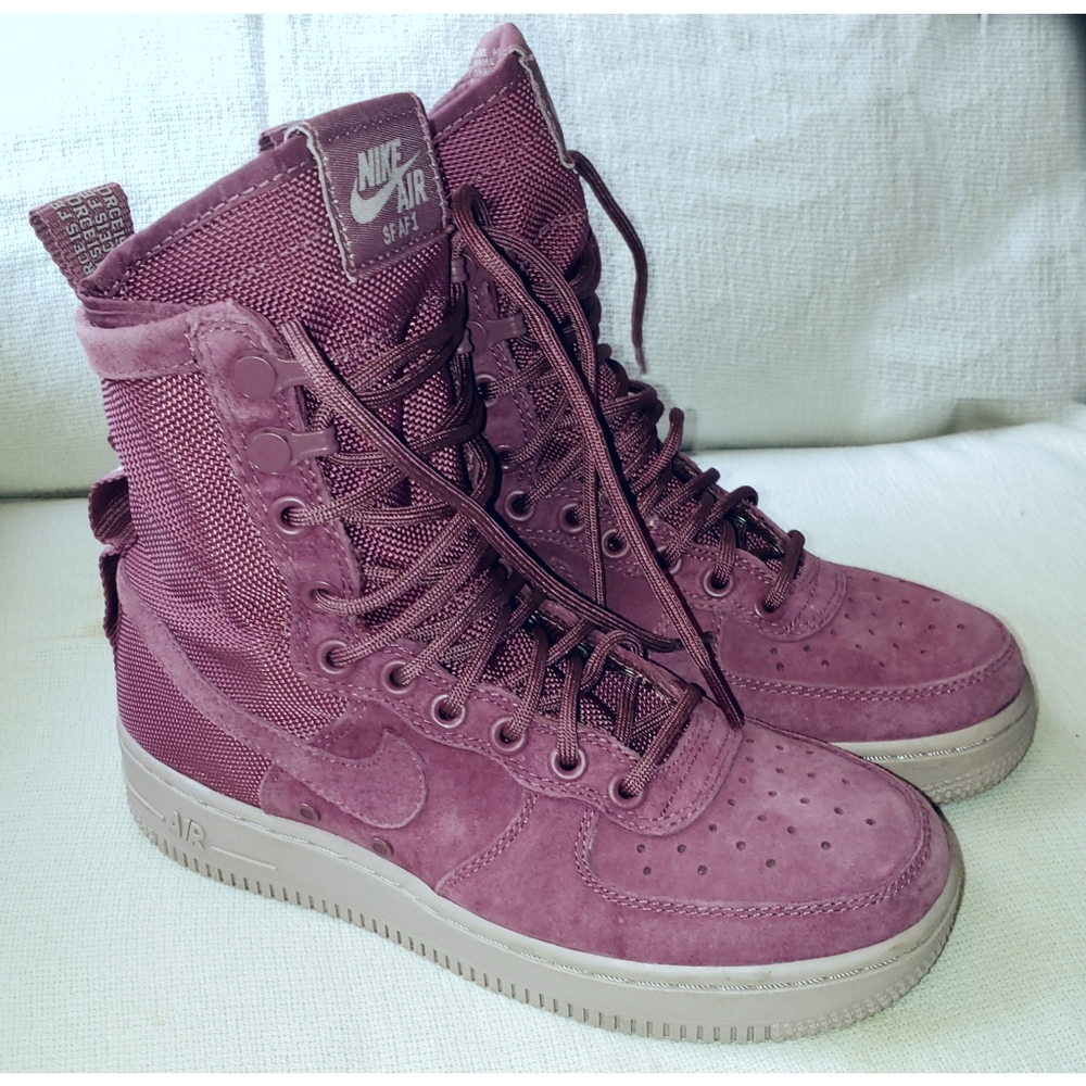 Nike SF AF 1 The Force is Female 6